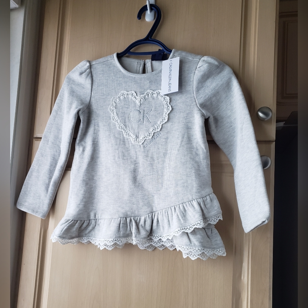 NWT Calvin Klein Jeans Kids Gray Long Sleeve Top